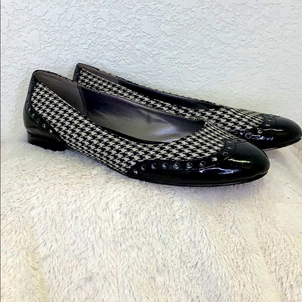 Liz Claiborne Houndstooth Flats SZ 8.5